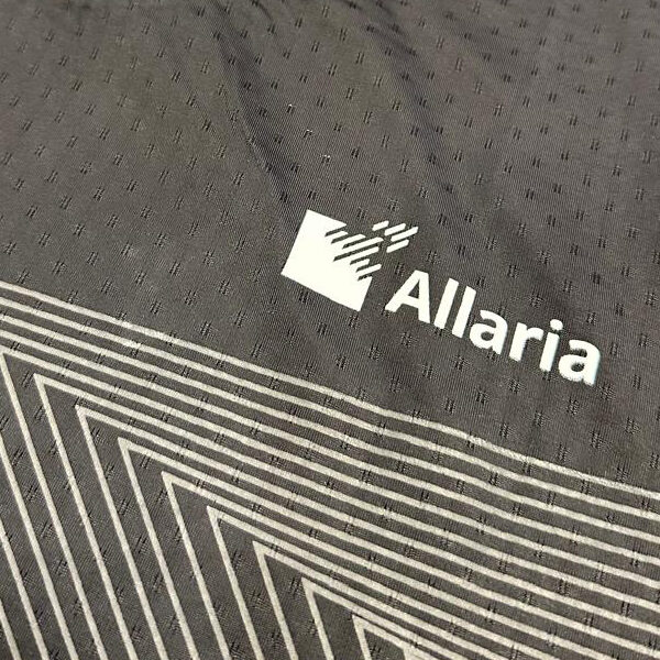 REMERA-PADDEL-NEGRA